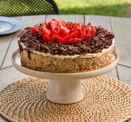 Pastel Mostachón Choco Fresas