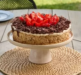 Pastel Mostachón Choco Fresas