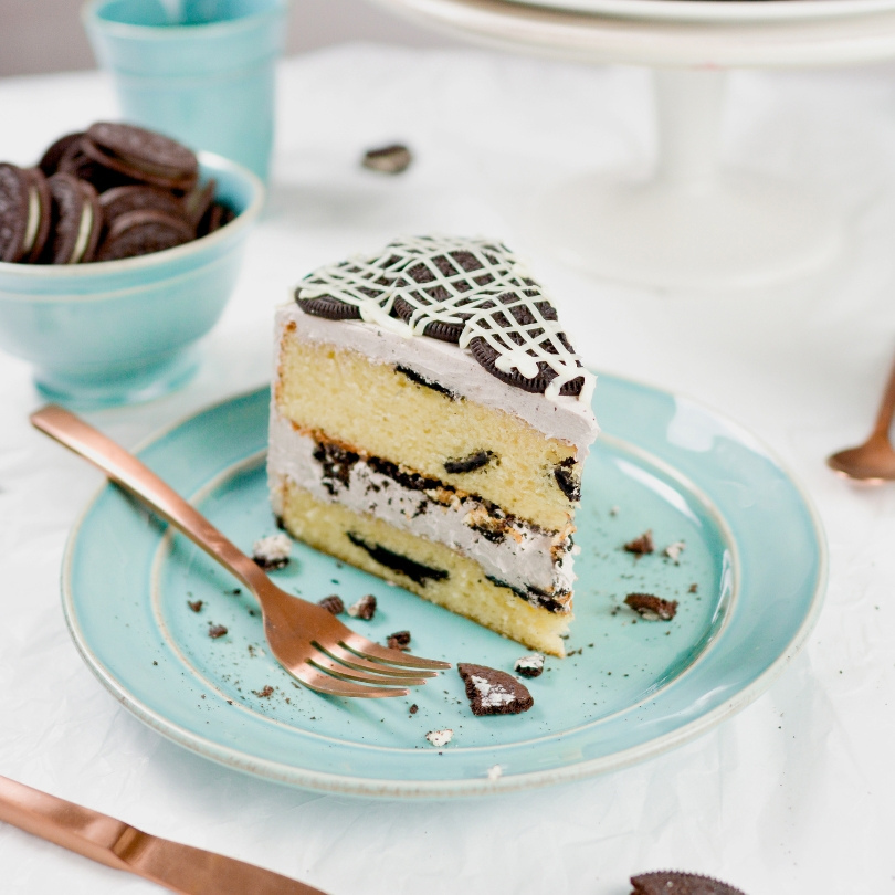 Pastel Cookies and Cream Mediano